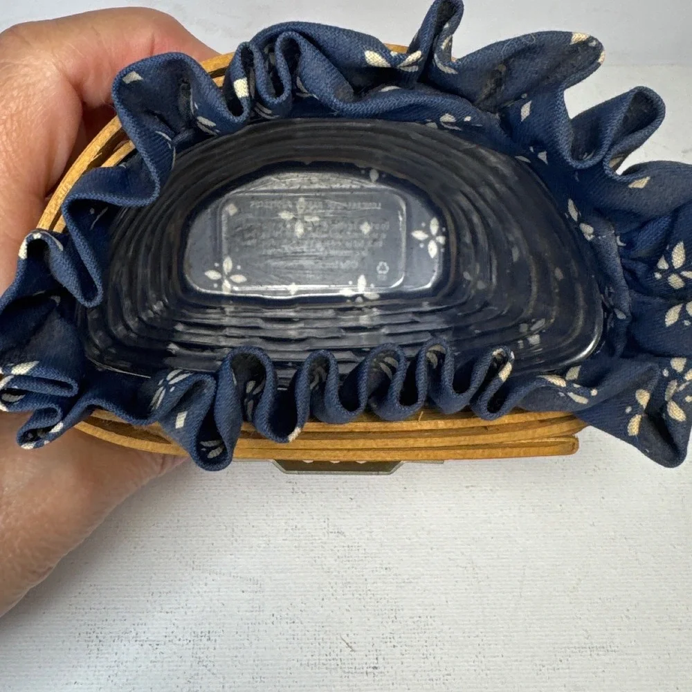Longaberger Wall Basket 1988 Brown Navy Blue Excellent Handwoven Floral Liner